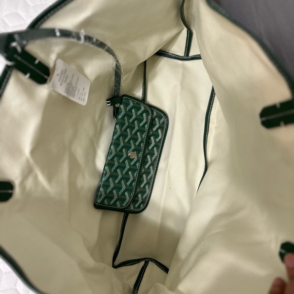 Green patterned tote bag with wallet - brand new, never used - Picture 10 of 10